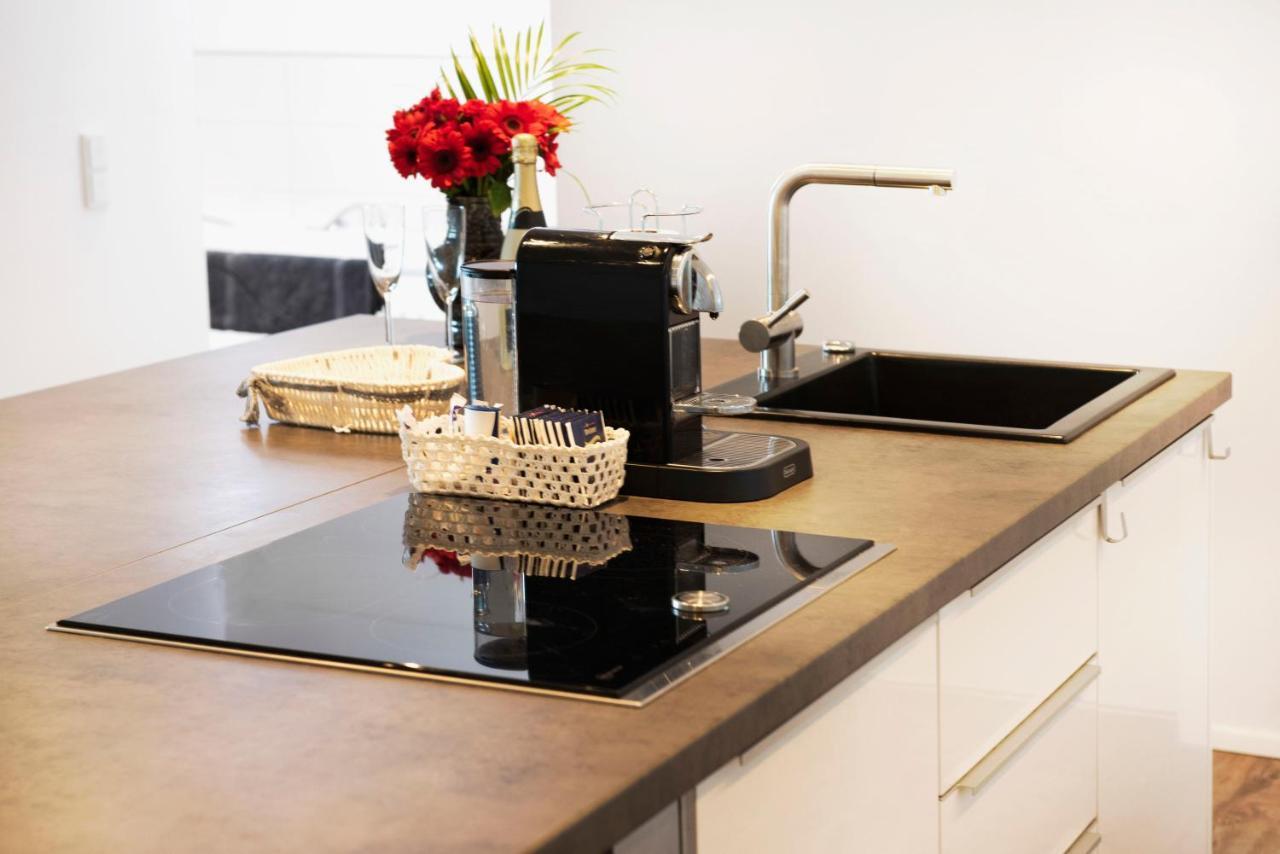Luxus Suite Im Herzen Von Kempten***** +Parkplatz ภายนอก รูปภาพ